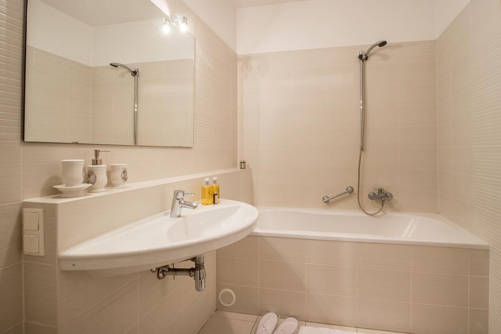 Riga Riverside Apartment Dış mekan fotoğraf